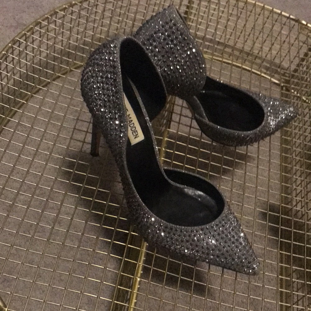 Steve Madden Sparkly Studded Size 7 - image 6